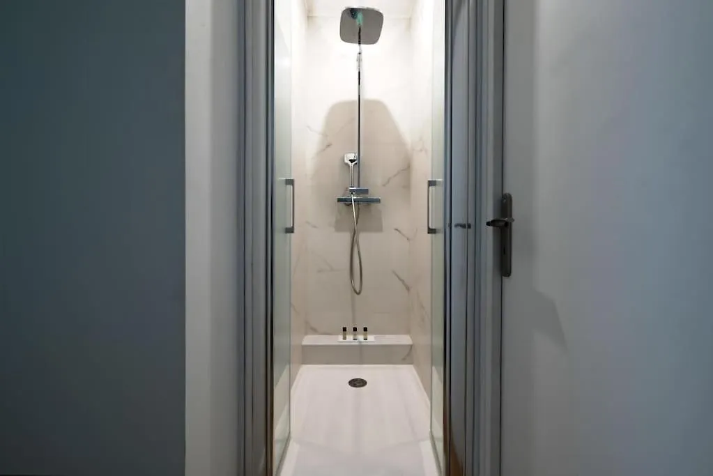 Apartmán Fresh & Floral - Large Studio For 4 - Batignolles Paříž 0*,